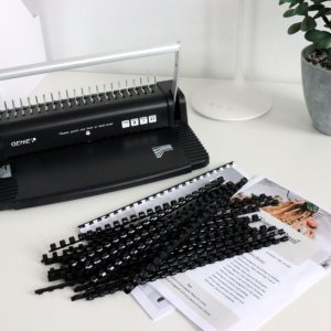Genie GENIE Urządzenie do spiralnego bindowania CB-820 w tym plastikowe grzbiety sw 3