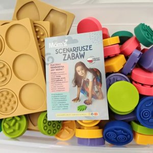 MomsCare Planeta zmysłów - duży zestaw puzzli sensorycznych - emocje, dotyk i kształt - 68 el. 1+ 6