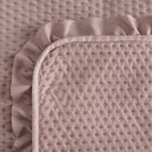 Spod Igły i Nitki Narzuta na łóżko 170x210 pudrowa Falbanka pikowana kropeczki kapa 5
