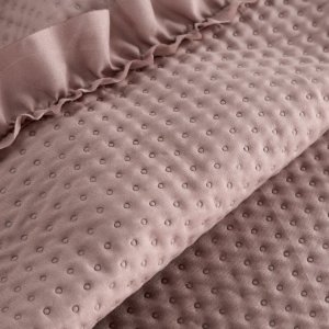 Spod Igły i Nitki Narzuta na łóżko 170x210 pudrowa Falbanka pikowana kropeczki kapa 6