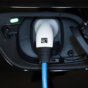 Ładowarka Azo NRGkick 16A 5m Pure WLAN Bluetooth elastyczny Wallbox 11 kW ładowarka 2