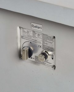 Palenisko ogrodowe Beliani Palenisko ogrodowe jasnoszare AMBRIM 11