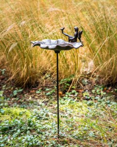 Beliani Ogrodowe poidełko dla ptaków brązowe MAGPIE 5