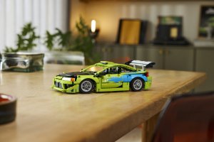 LEGO Technic Samochód Fast and Furious Mitsubishi Eclipse (42229) 8