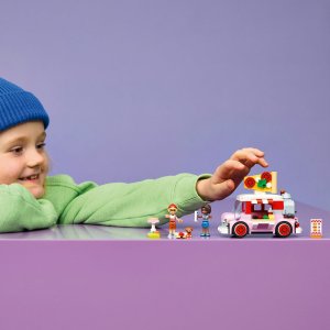 LEGO Friends Furgonetka z pizzą (42694) 8