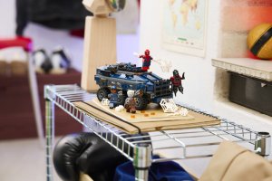 LEGO Marvel Pościg Spider-Mana za więźniarką (76349) 8