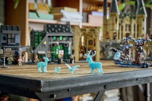 LEGO Harry Potter Magiczne sklepy na ulicy Śmiertelnego Nokturnu (76471) 8