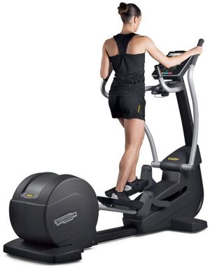 Orbitrek Technogym Orbitrek trenażer eliptyczny Synchro Forma 3