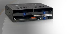 Kieszeń Icy Dock flexiDOCK 4x 2.5 (MB524SP-B) 4