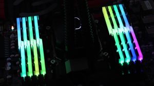 Pamięć G.Skill Trident Z RGB, DDR4, 16 GB, 3200MHz, CL14 (F4-3200C14D-16GTZRX) 9