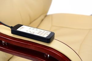 Krzesło biurowe CALVIANO Fotel biurowy Prezydent z masażem beżowy 9