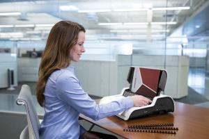 Fellowes Pulsar-e 300 (5620701) 9