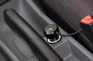 Ładowarka Yenkee Jednoczęściowa 1 A  (YAC 2004) 3