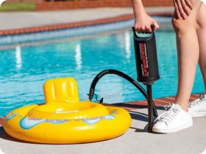 Intex Pompka ręczna średnia 36 cm (68614) 3