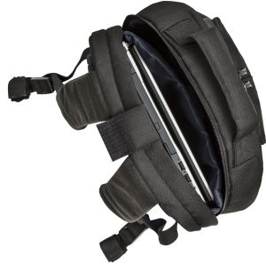 Plecak RivaCase 17.3" (8460 black) 2