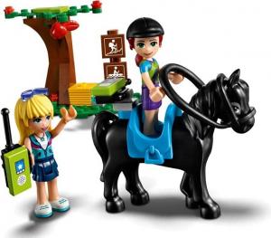 LEGO Friends Samochód kempingowy Mii (41339) 8