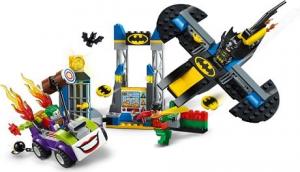 LEGO Juniors Batman Atak Jokera na jaskinię Batmana (10753) 4