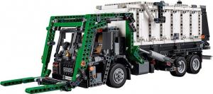 LEGO Technic Mack Anthem (42078) 6