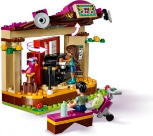 LEGO Friends Pokaz Andrei w parku (41334) 5