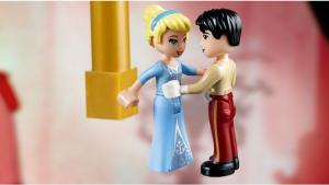 LEGO Disney Wymarzony zamek Kopciuszka (41154) 9