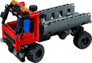 LEGO Technic Hakowiec (42084) 3