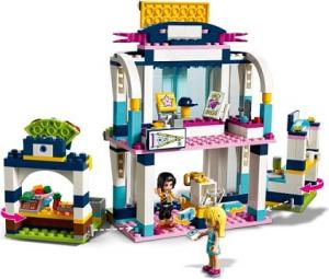 LEGO Friends Stadion sportowy Stephani (41338) 5
