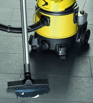 Odkurzacz piorący Clatronic BSS 1309 3