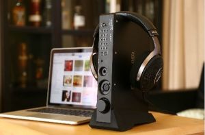 Wzmacniacz słuchawkowy Questyle Tranzystorowy CMA400i DAC-AMP 4