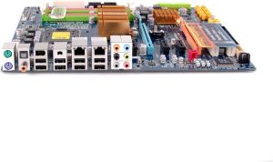 Płyta główna Gigabyte GA-EP45T-DS3R 3