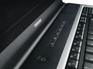 Laptop Toshiba Satellite L350-15U PSLD8E-00F00LPL 3