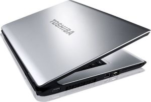 Laptop Toshiba Satellite L300-1A7 PSLB8E-00Y00RPL 4