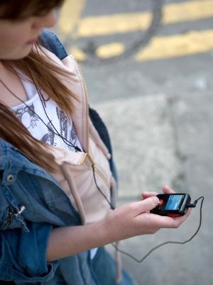 Creative ZEN V PLUS 2 GB BLACK (70PF207100181-8) 4