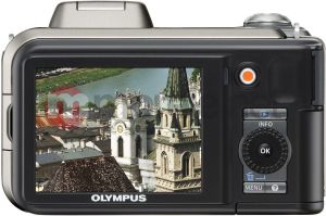 Aparat cyfrowy Olympus SP 600 UZ Srebrny 3