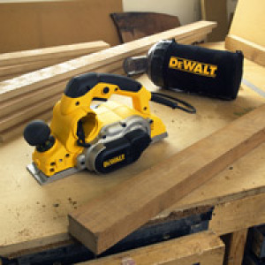 Dewalt Strug D26500K 1050 W 3