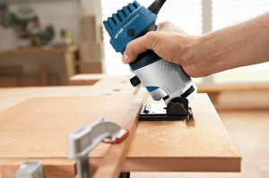 Frezarka Bosch GKF 600 600 W 3