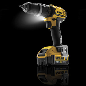 Wiertarko-wkrętarka Dewalt 18 V 2 x akumulator 4 Ah 2