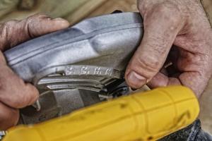 Pilarka tarczowa Dewalt DWE560 1350 W 184 mm 3