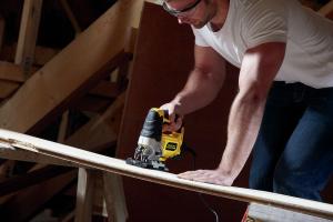 Wyrzynarka Stanley FME340K 710 W 4