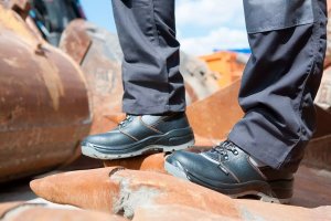 Neo Trzewiki robocze skórzane rozmiar 44 (82-025) 4