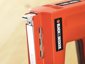 Black&Decker Zszywacz 1500W klamry 6-14mm gwoździe 14mm regulowana siła wbijania - KX418E 3