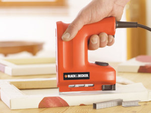Black&Decker Zszywacz 1500W klamry 6-14mm gwoździe 14mm regulowana siła wbijania - KX418E 8