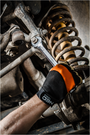 Neo Klucz płasko-oczkowy z grzechotką 10mm (09-064) 2