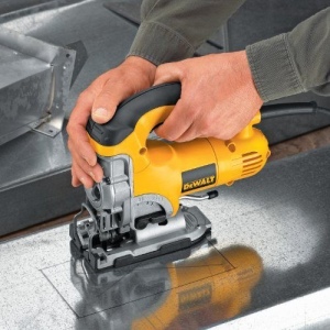 Wyrzynarka Dewalt DW331KT 701 W 2