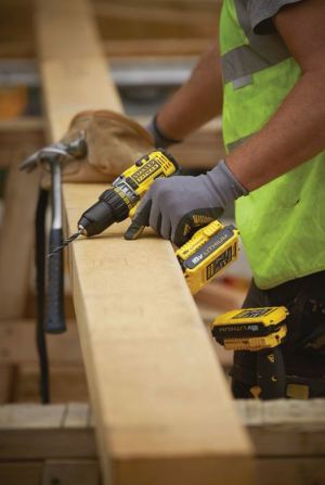 Wiertarko-wkrętarka Stanley FMC600D2 18 V 2 x akumulator 2 Ah 2