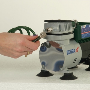 Dedra Aerograf + Kompresor DED7470 300 W 3