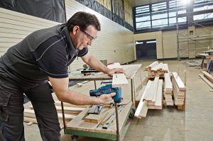 Wyrzynarka Bosch GST 12V-70 12 V 5