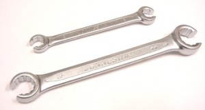 Jonnesway Klucz oczkowy otwarty 8 x 10mm (W240810) 1