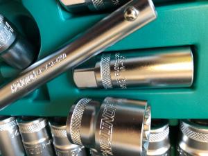 Zestaw narzędzi Honiton 27 el. (H4027) 4