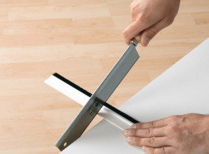 Tesa Uszczelka szczotkowa 37mm pod drzwi standard przeźroczysta 1m (0543302) 3