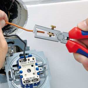 Knipex Szczypce do ściągania izolacji (11 02 160) 2